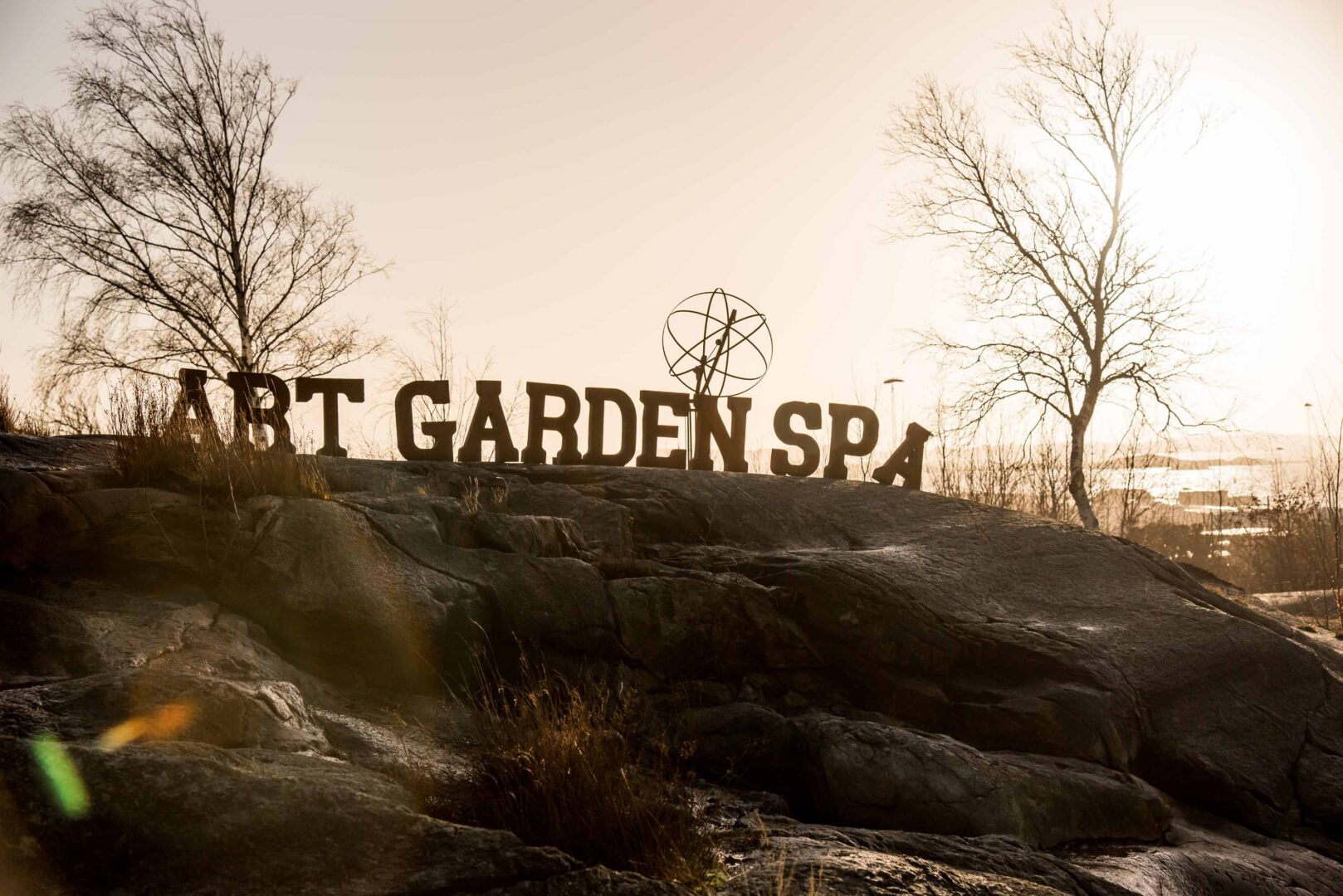 Art Garden Spa i skymning