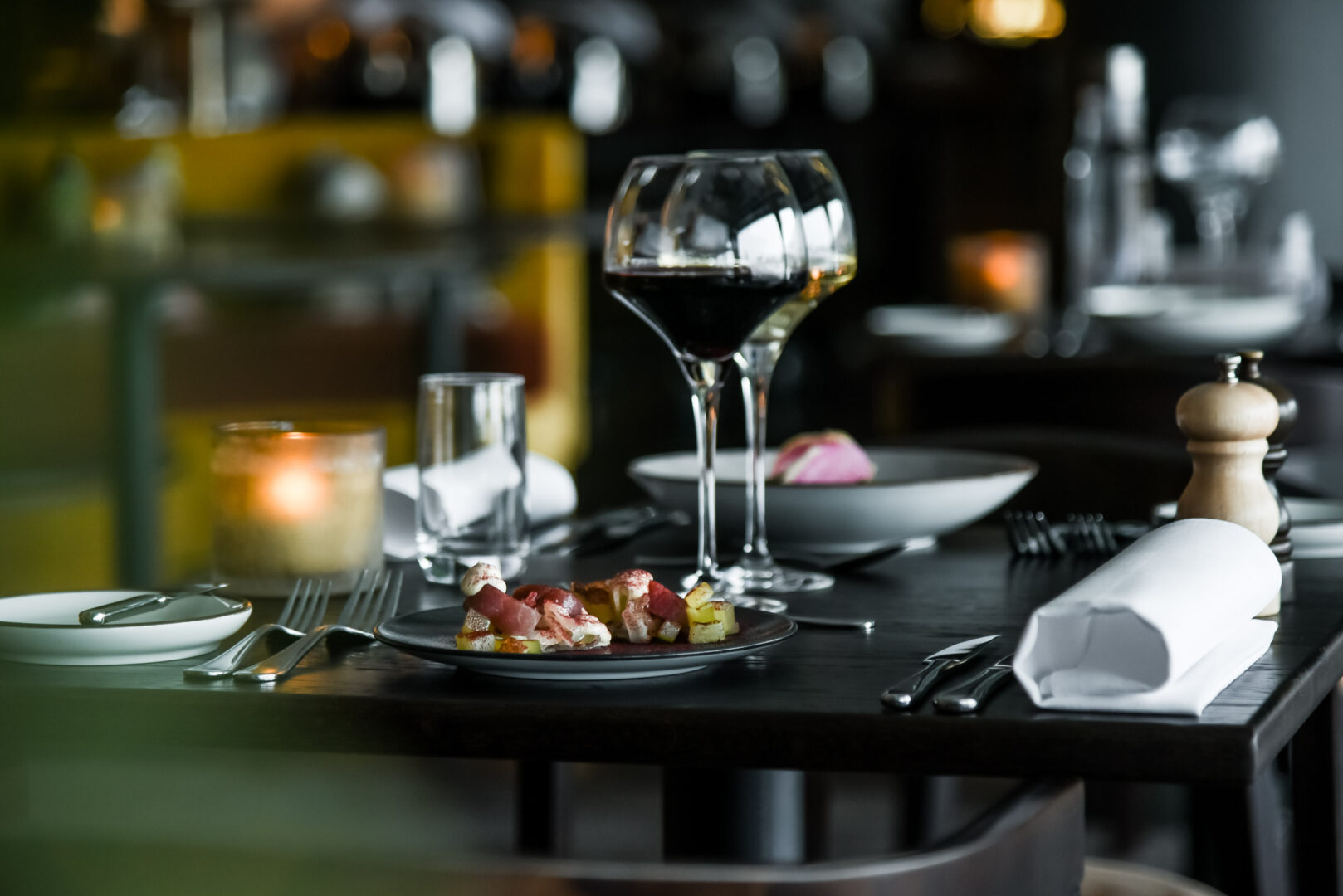 middag med vin på flora